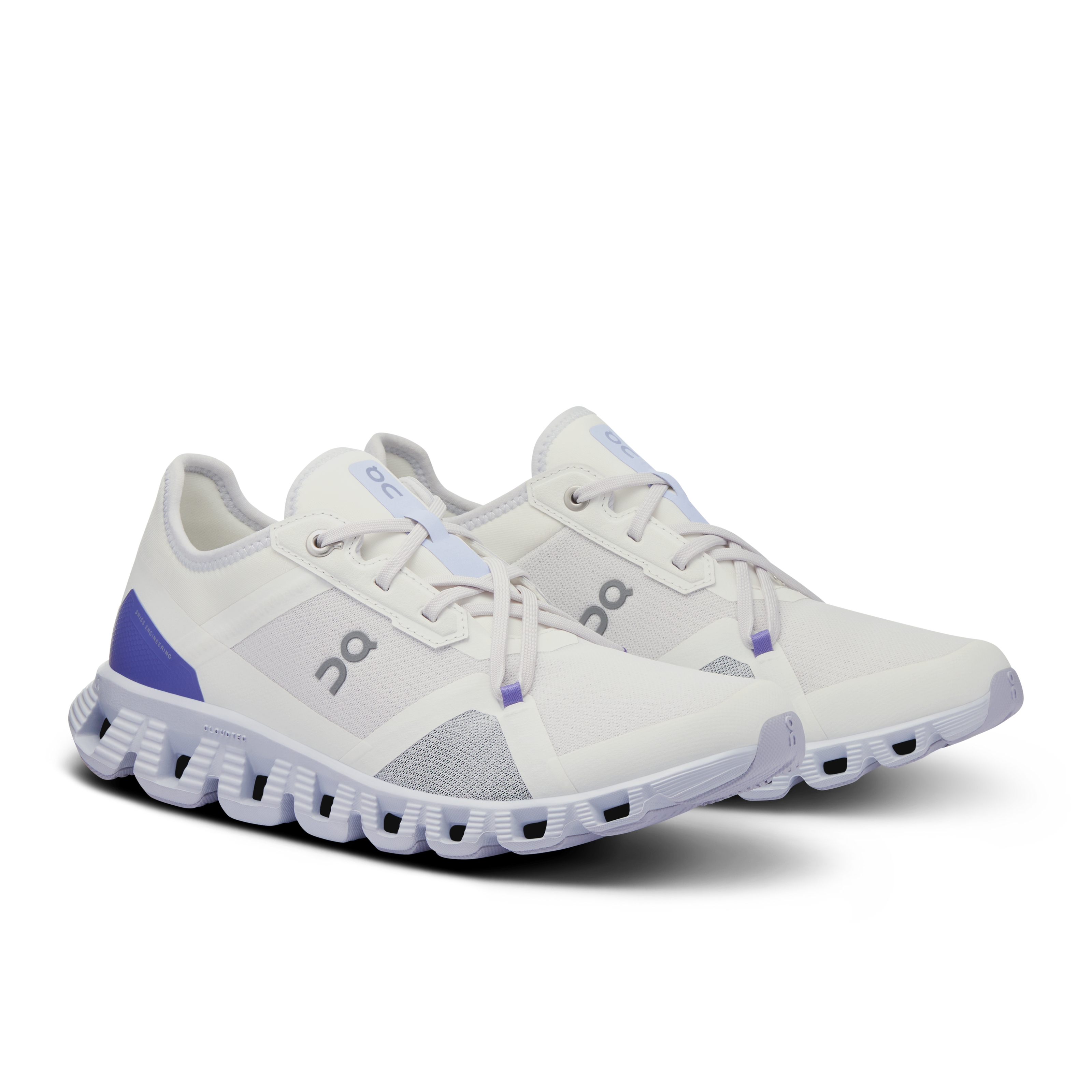 CLOUD X 3 WOMEN