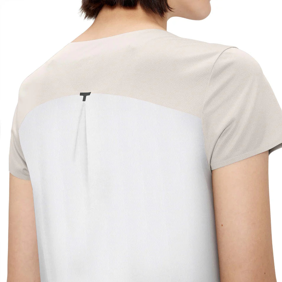 PERFORMANCE-T WOMEN